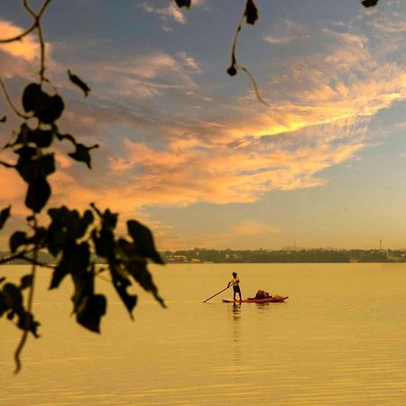 Hiru Lagoon Negombo Exteriör bild