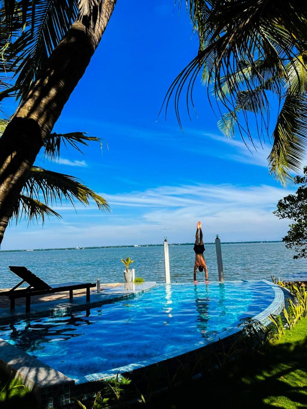 Hiru Lagoon Negombo Exteriör bild