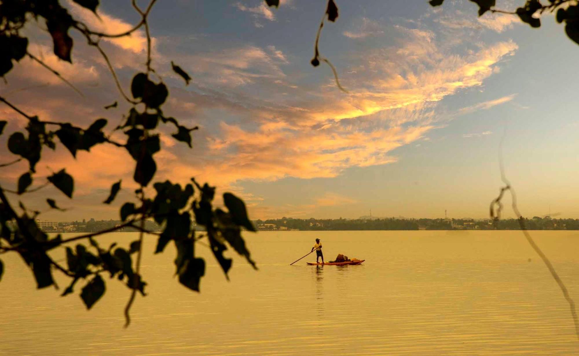 Hiru Lagoon Negombo Exteriör bild