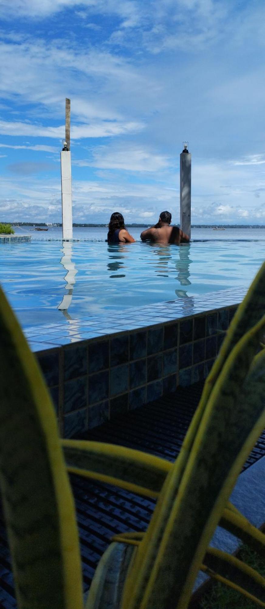 Hiru Lagoon Negombo Exteriör bild
